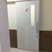 授乳室の入口